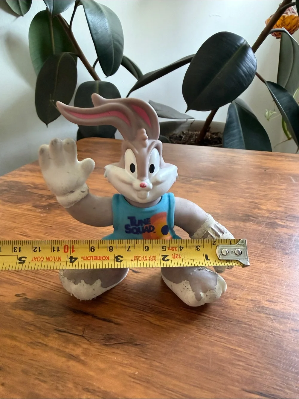Bugs Bunny Tune Squad Gel Figure - Blue Outfit